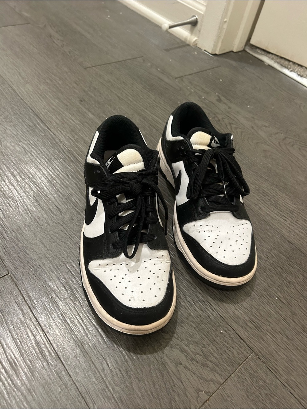 Women’s Nike Dunk Low Panda black & white sneakers size 6.5